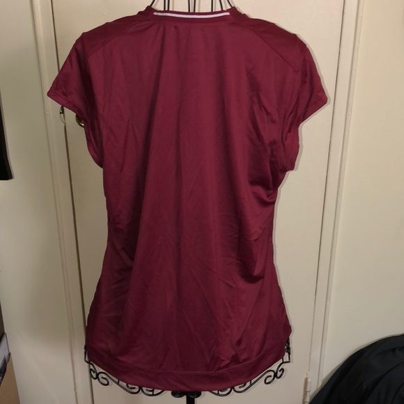 Nike Dri-fit tee like new. - Picture 2 of 5